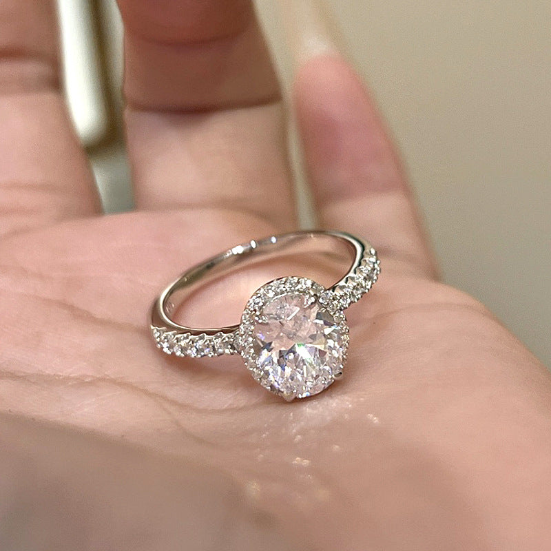 Full Diamond Sparkling Pigeon Egg Diamond Ring 2024 New Light Luxury Fashion Exquisite Ring
