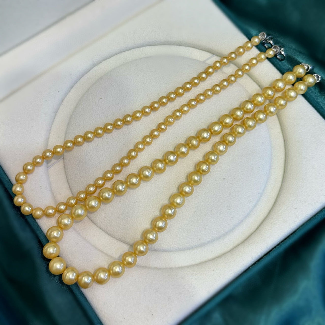 Natural concentrated gold freshwater AK high-quality pearl double-layer necklace comparable to seawater Nanyang gold beads 6-10mm light luxury fashion