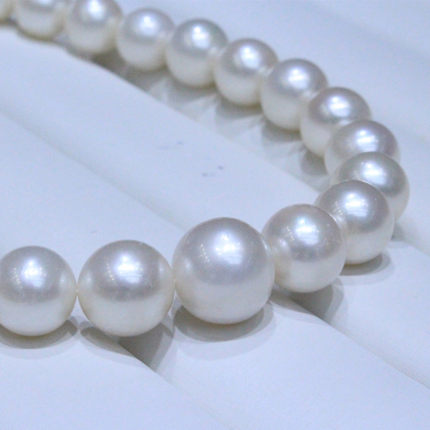 Freshwater pearl necklace large particles 12-13mm round strong light luxury high-end chain versatile necklace accessory for women