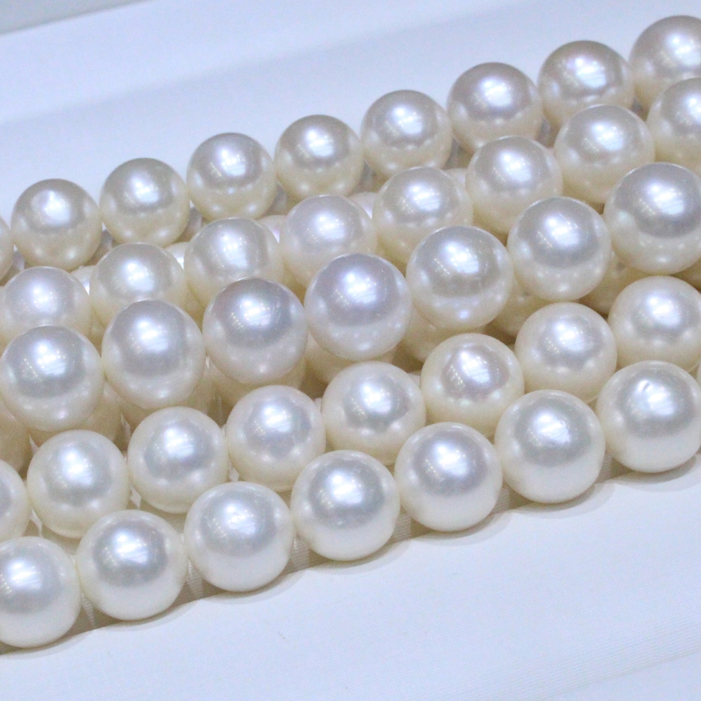 Freshwater pearl necklace large particles 12-13mm round strong light luxury high-end chain versatile necklace accessory for women