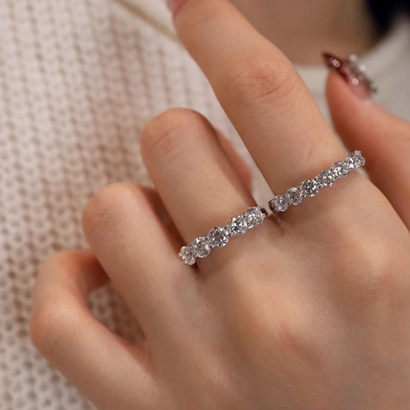 18K gold artificially cultivated diamond diamond row female synthetic diamond 15 points 25 points thick gold diamond ring CVD diamond reservation