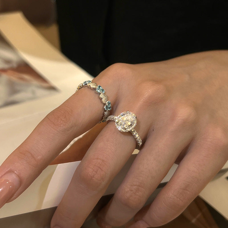 Full Diamond Sparkling Pigeon Egg Diamond Ring 2024 New Light Luxury Fashion Exquisite Ring
